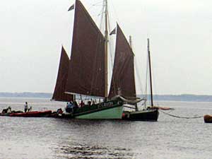 les navires au mouillage